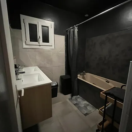 Charmante Maison Avec Jardin *