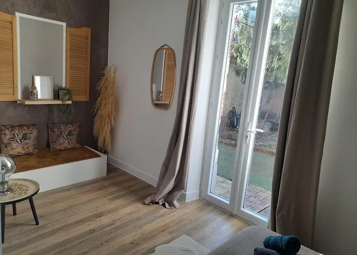 Charmante Maison Avec Jardin Villa *